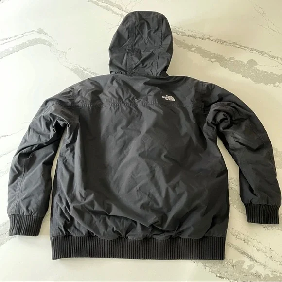 North Face ‘Gotham’ Boys Down Jacket - Picture 5 of 16
